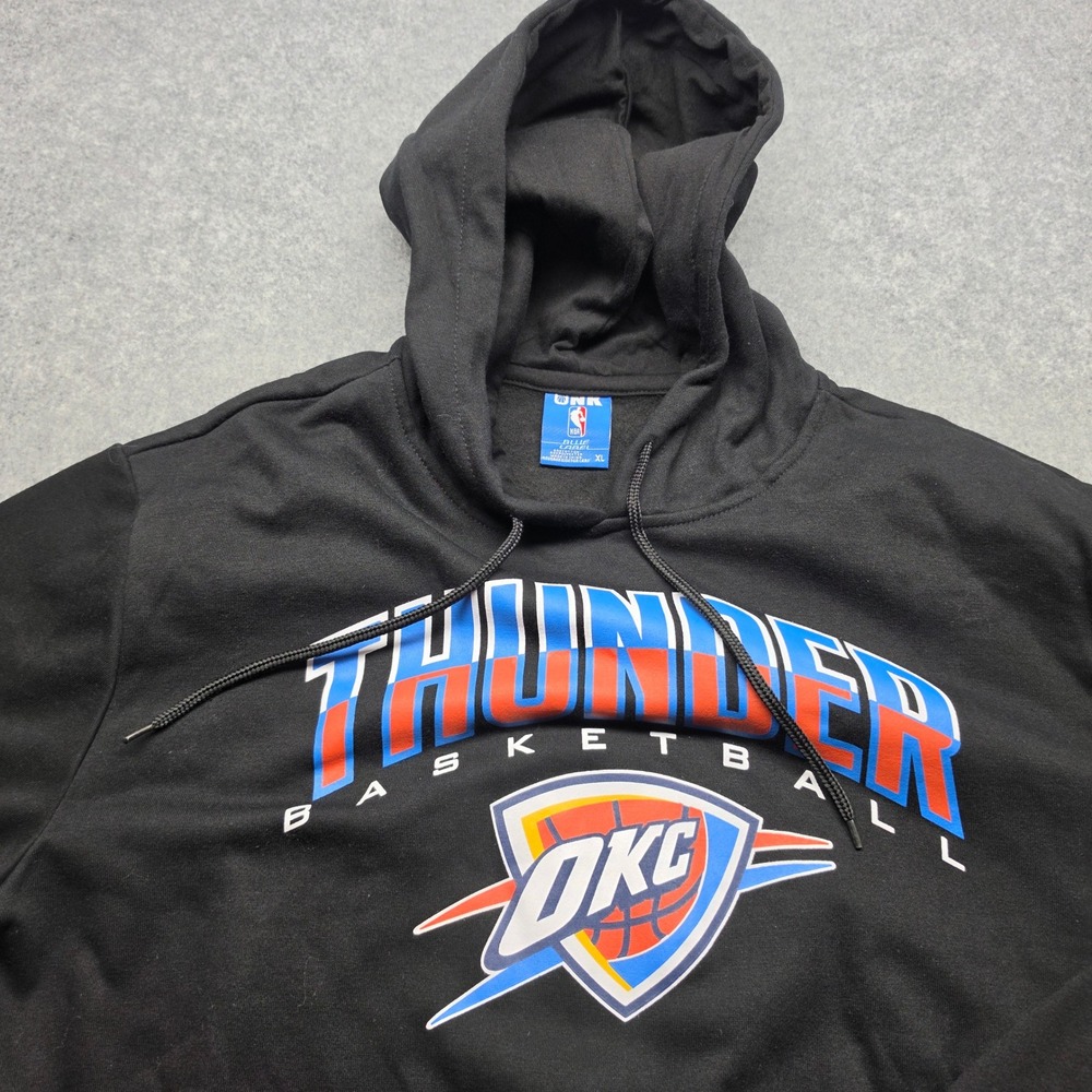 UNK NBA Oklahoma City Thunder Basketball Hoodie Mens XL Black Graphic Sweatshirt